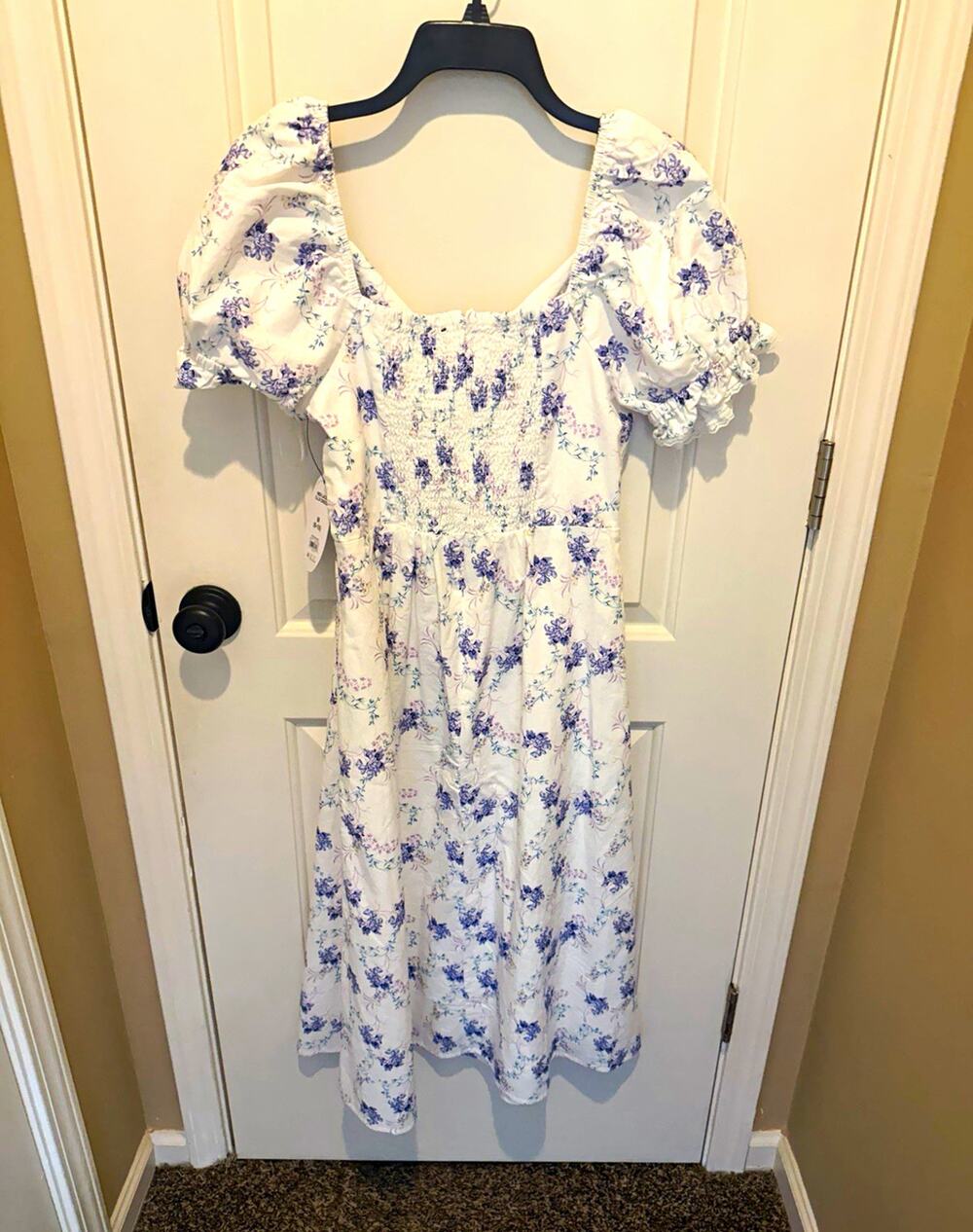 Women’s White Purple Floral Smocked Midi Dress Square Neck Puff Short Sleeve M